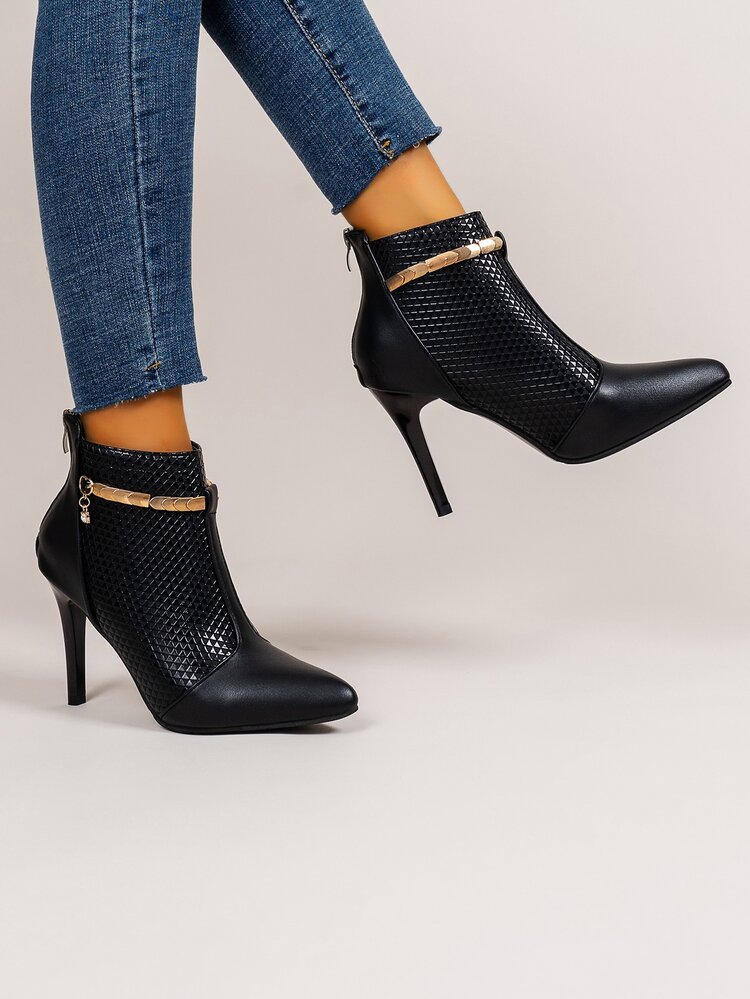 Botas con diseño metálico con tacón delgado - Negro - Añade 4