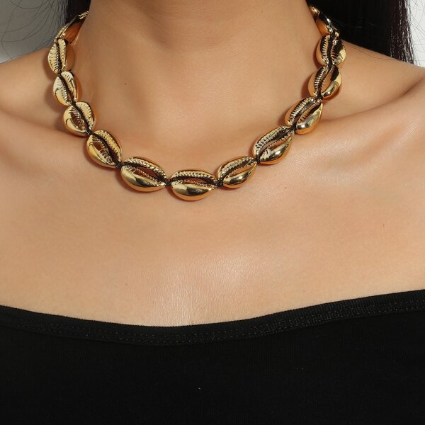 

18K Gold Plated Shell Decor Necklace