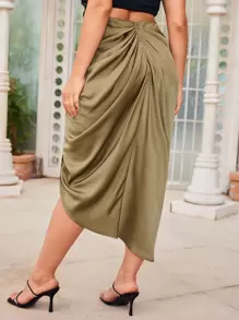 SHEIN BAE Plus Ruched Split Thigh Satin Skirt - Army Green - View 2