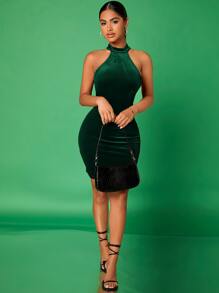 SHEIN SXY 後鎖孔絲絨吊脖緊身連衣裙 - 墨綠色 - 查看 4