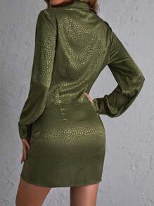 Dalmatian Jacquard Tie Front Half Button Bodycon Dress - Army Green - View 2