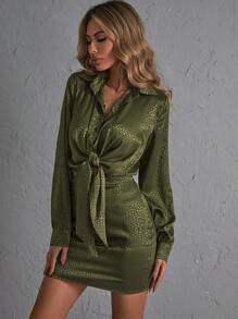 Dalmatian Jacquard Tie Front Half Button Bodycon Dress - Army Green - View 5