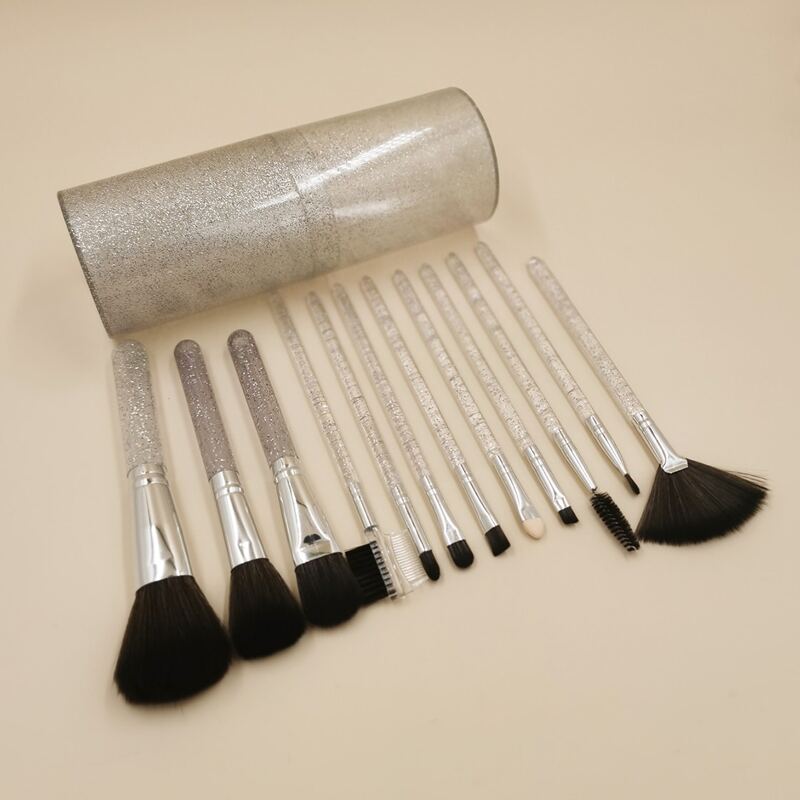 

12pcs Makeup Brush Set With Storage Box, Silver