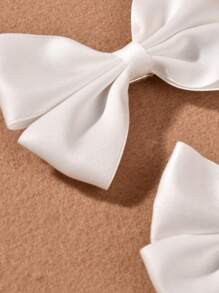 2 chiếc kẹp tóc nơ trang trí dùng hàng ngày cho bé gái, kiểu tóc thường ngày dễ thương, kẹp tóc hình càng cua, kẹp tóc cài đầu, đồ dùng học tập, phụ kiện tóc, phụ kiện đội đầu, phụ kiện tóc cho nữ, ghim cài tóc - trắng - Xem 3