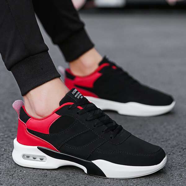 

Men Patch Decor Lace-up Sneakers, Black
