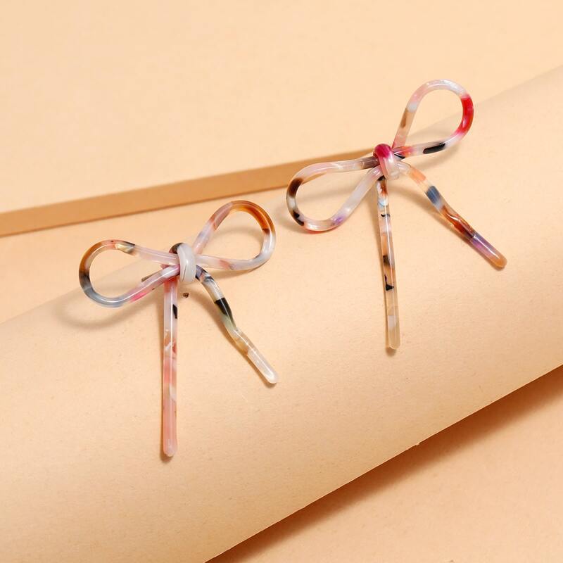 

Bow Decor Stud Earrings, Multicolor