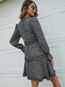 SHEIN Frenchy Đầm viền lá sen Xù Viên lá sen Họa tiết hoa Boho - Nhiều màu - Xem 2