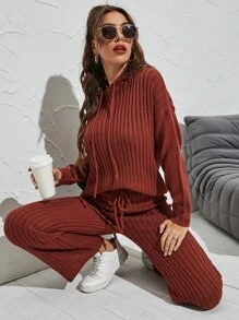 Mulvari Suéter con capucha tejido de canalé unicolor con pantalones tejidos - Color caoba - Ver 1