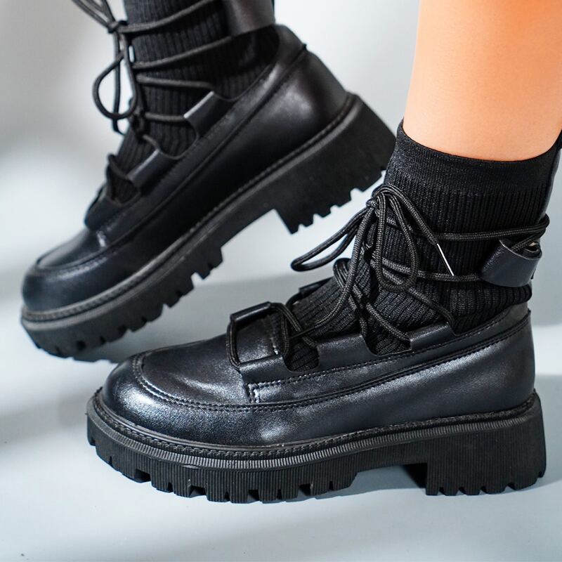 

Solid Lace Up Decor Slip-On Boots, Black