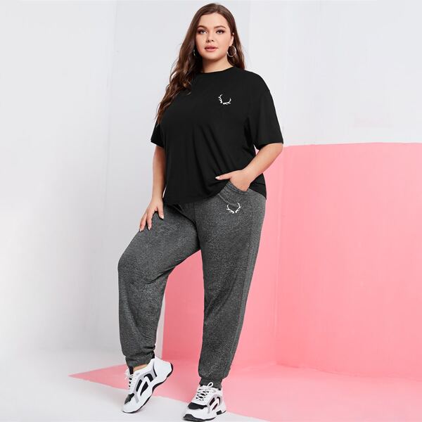 

Plus Antler Print Drop Shoulder Tee & Knotted Front Sweatpants, Multicolor