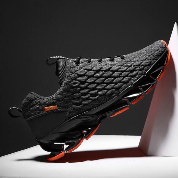 

Men Minimalist Textured Lace Up Front Running Shoes, Grey