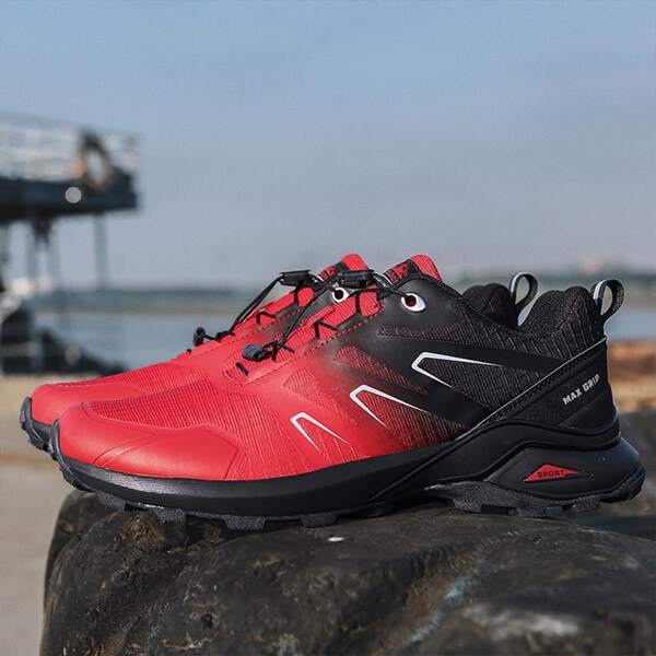 

Men Ombre Pattern Graphic Lace-up Front Sneakers, Red