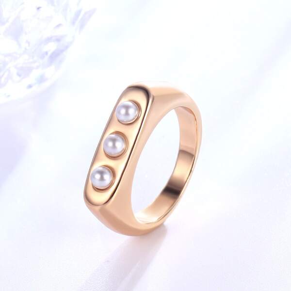 

18K Gold Plated Faux Pearl Decor Ring