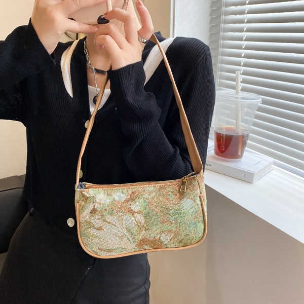 

Floral Pattern Baguette Bag, Multicolor