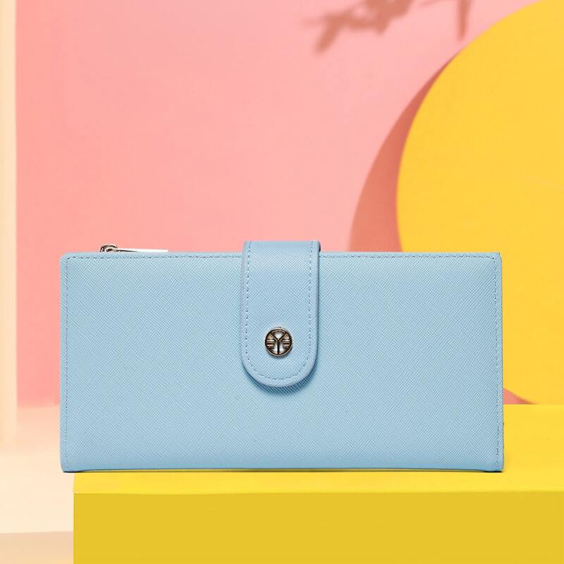 

Minimalist Long Purse, Blue