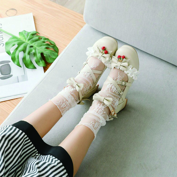 

Bow & Ruffle Decor Chunky Mary Jane Heels, Beige