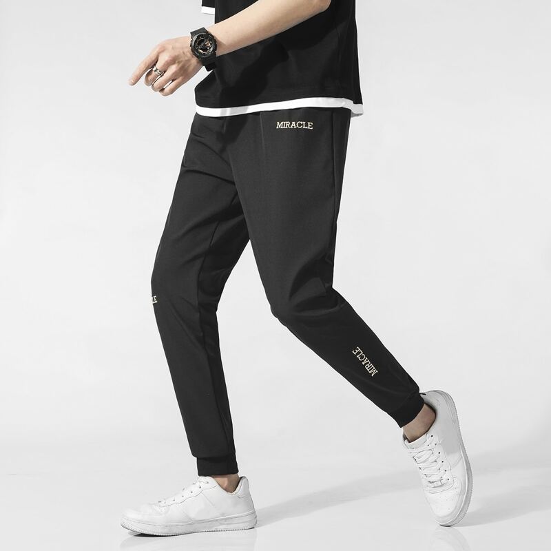 

Guys Letter Joggers, Black