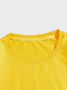 Manfinity 男士字母和圖形圖形運動衫 - 黃色 - 查看 3