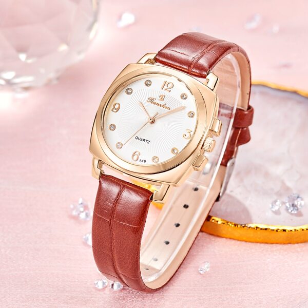 

Rhinestone Decor Round Pointer Quartz Watch