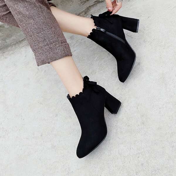 

Bow Decor Scallop Trim Chunky Heeled Boots, Black