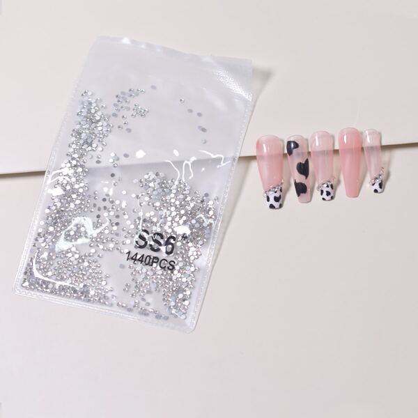 

1pack Rhinestone Nail Art Decoration, Clear