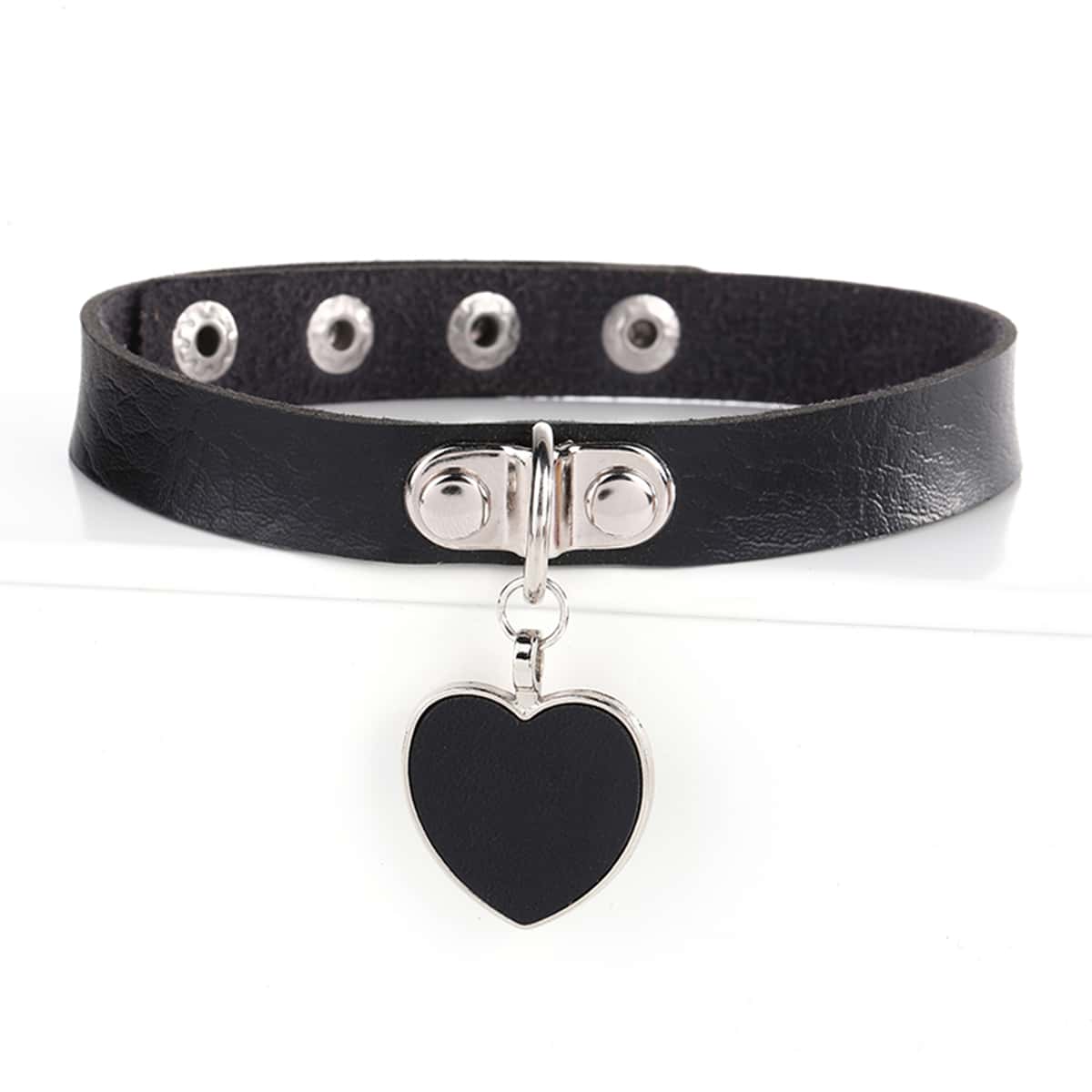 

Heart Decor Choker, Black