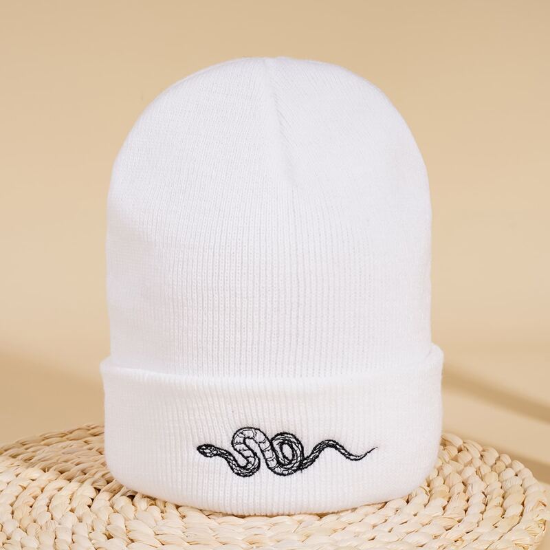 

Snake Embroidery Knit Hat, White