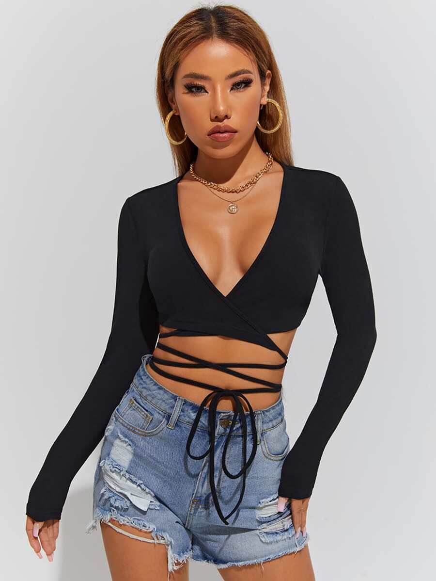 SHEIN PETITE 素色十字交叉下擺打結上衣 - 黑色 - 查看 1