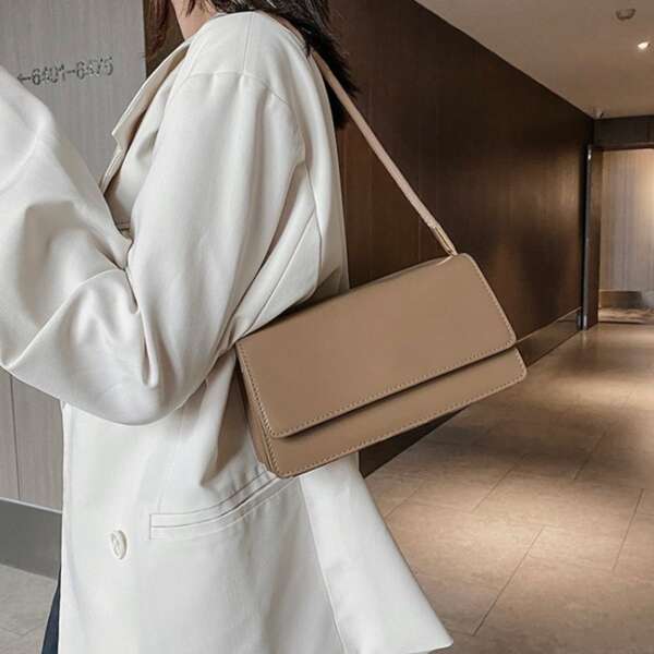 

Minimalist Flap Baguette Bag, Brown