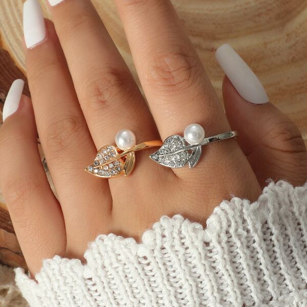 

2pcs Faux Pearl Decor Ring, Multicolor
