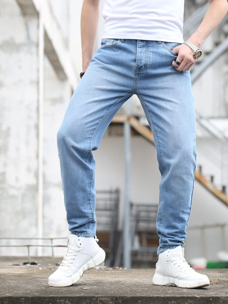 Manfinity Botão Bolso Simples Jeans Masculina - Lavagem clara - Visão 4