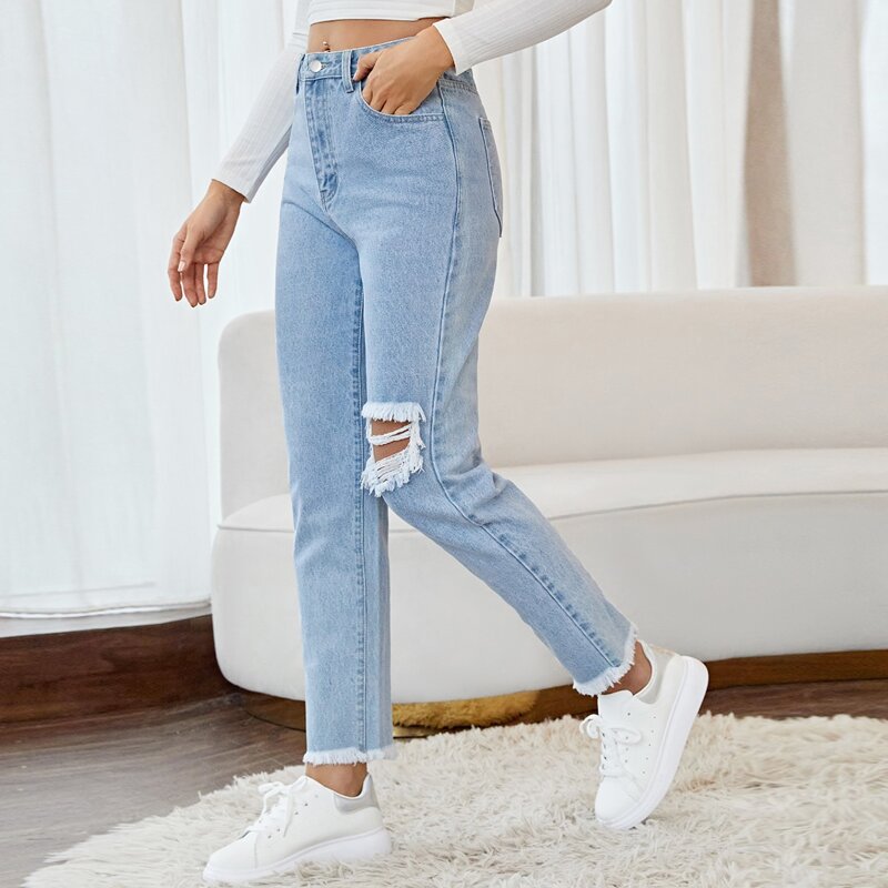 

Ripped Raw Hem Cropped Jeans, Light wash