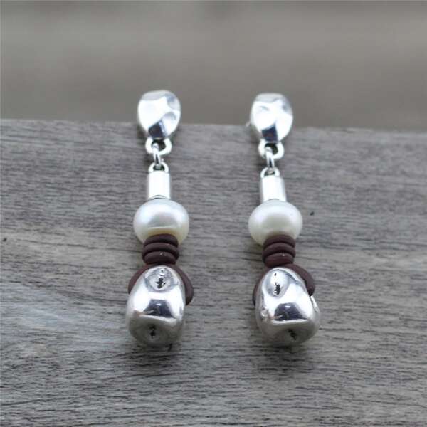 

Bead Decor Drop Earrings, Multicolor