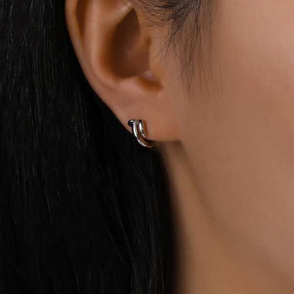 

Minimalist Hoop Earrings, Silver