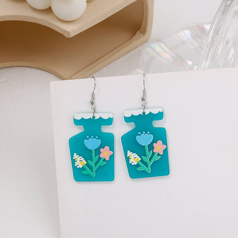 

Floral Graphic Drop Earrings, Mint green