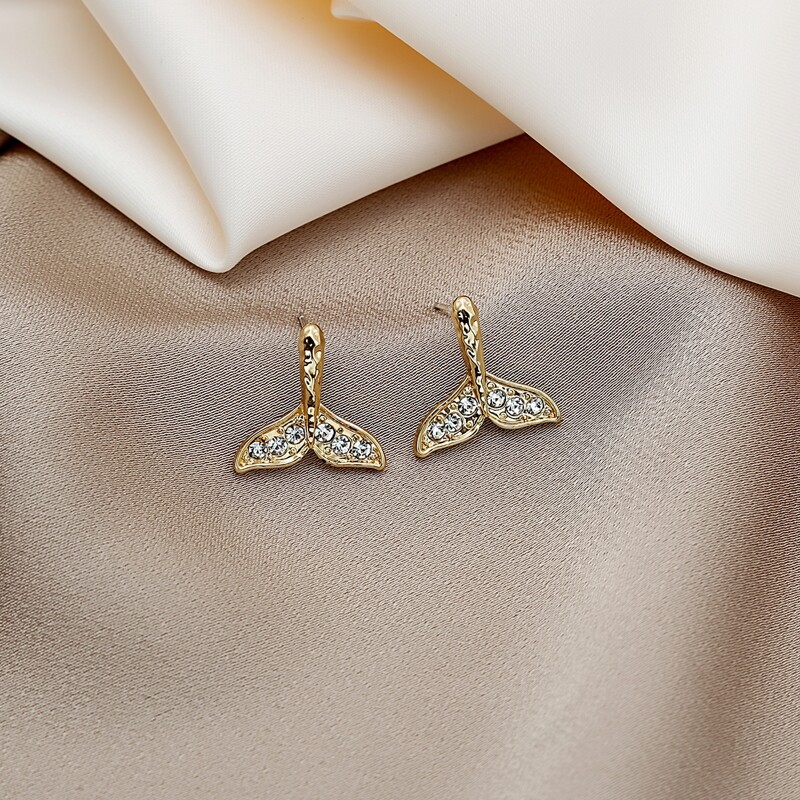 

Fish Tail Stud Earrings, Gold