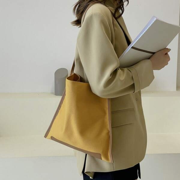 

Minimalist Large Capacity Shoulder Bag, Yellow
