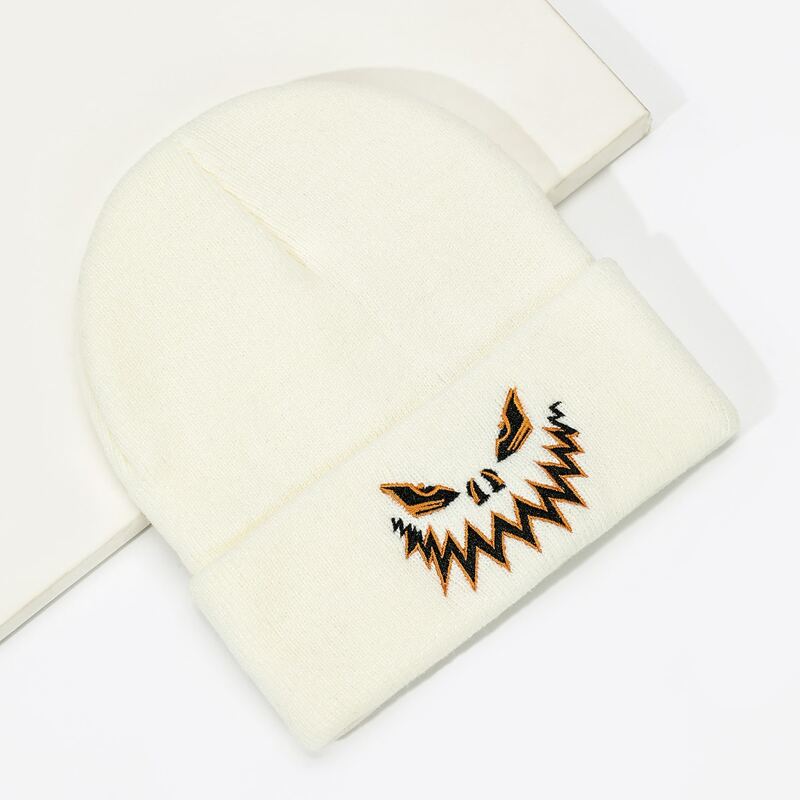 

Graphic Embroidery Knit Beanie, White