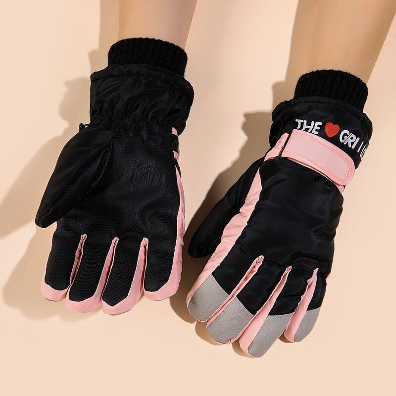 

Letter Graphic Gloves, Black
