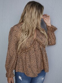 SHEIN LUNE 大碼深V領荷葉袖滿版印花襯衫 - 卡其色 - 查看 1