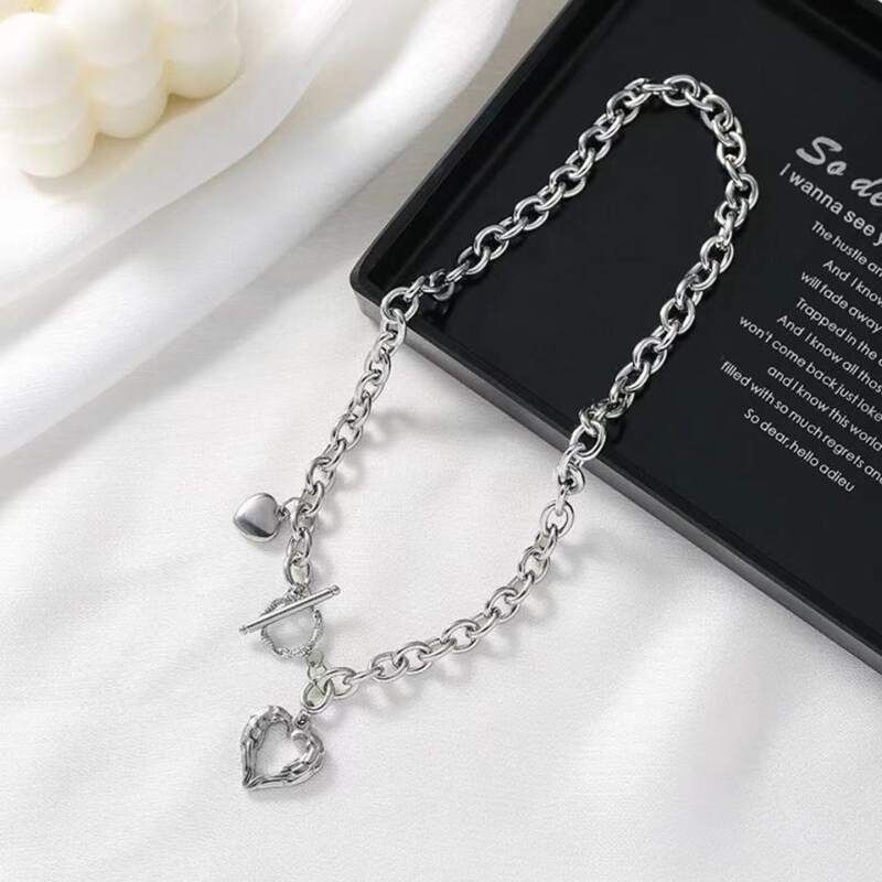 

Heart Chain Necklace, Silver