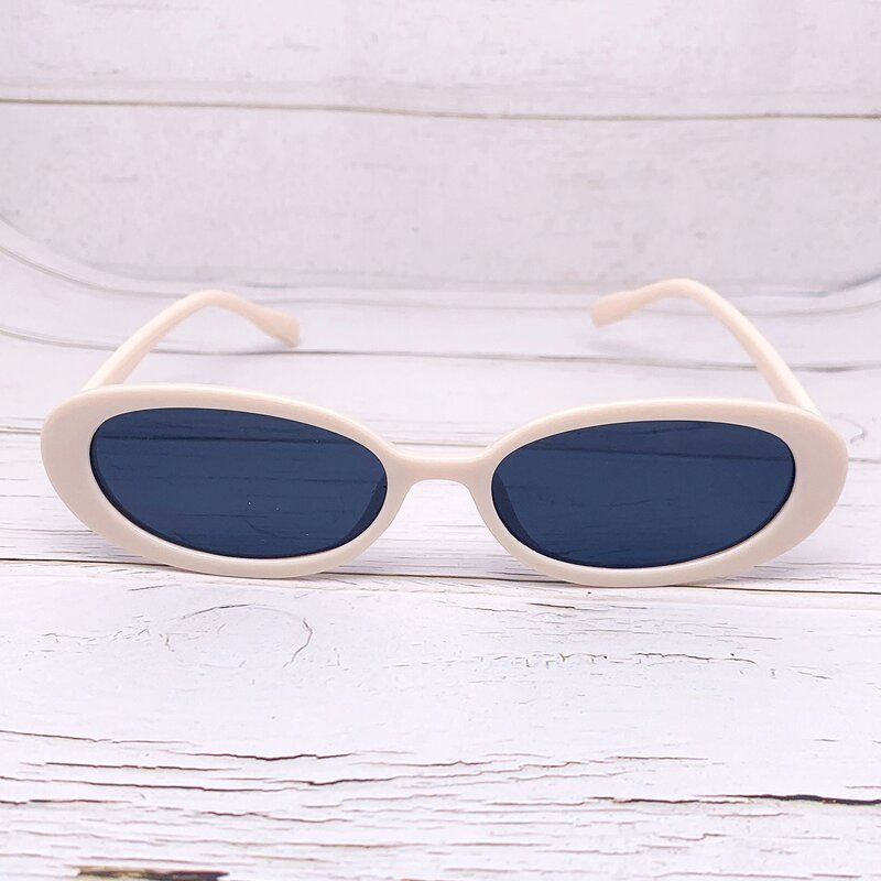 

Oval Frame Sunglasses