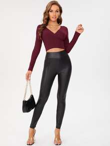 SHEIN Tall Camiseta corta de cuello cruzado - Burdeos - Ver 4