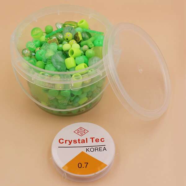 

1box Bead & 1roll Elastic Thread, Green