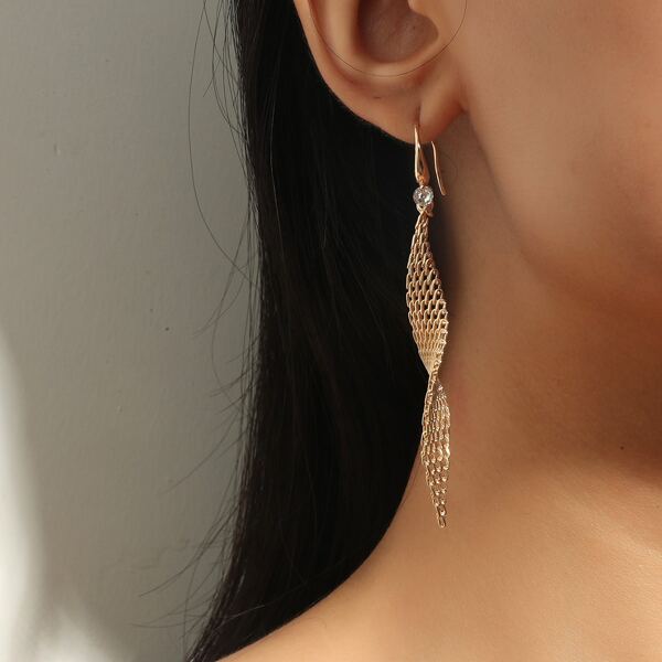 

Rhinestone Decor Distorted Drop Earrings, Gold