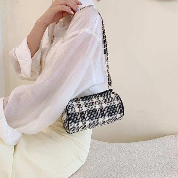 

Plaid Tartan Pattern Chain Boston Bag, Black and white