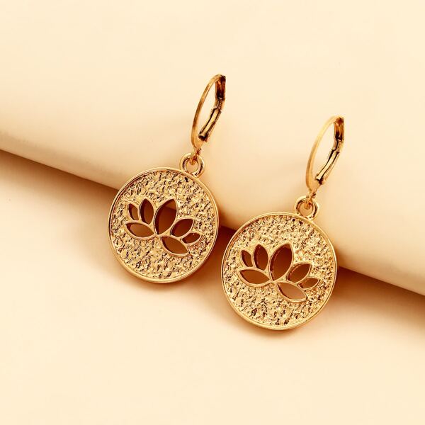 

Hollow Out Round Charm Earrings, Gold