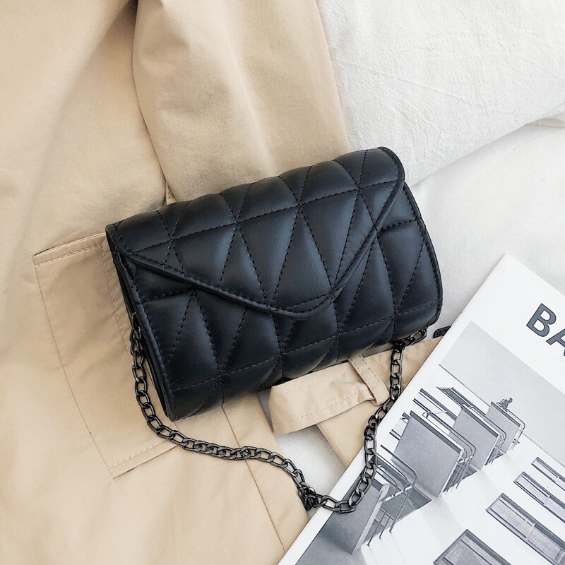 

Minimalist Quilted Chain Crossbody Bag, Black