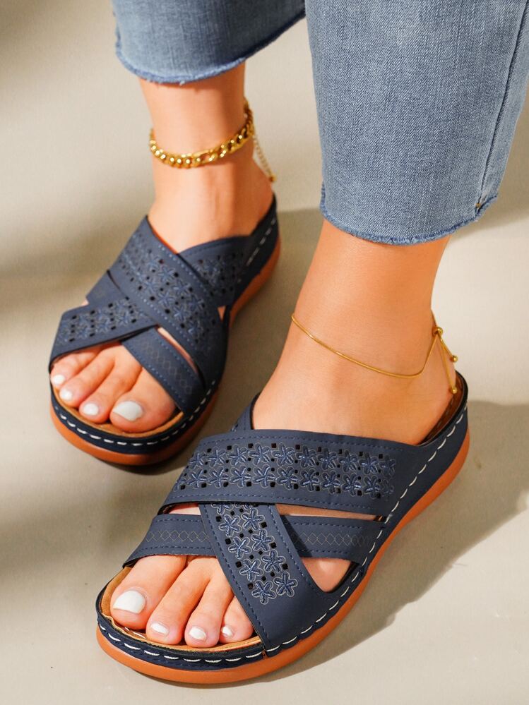 Floral Hollow Out Wedge Sandals - Navy Blue - View 1