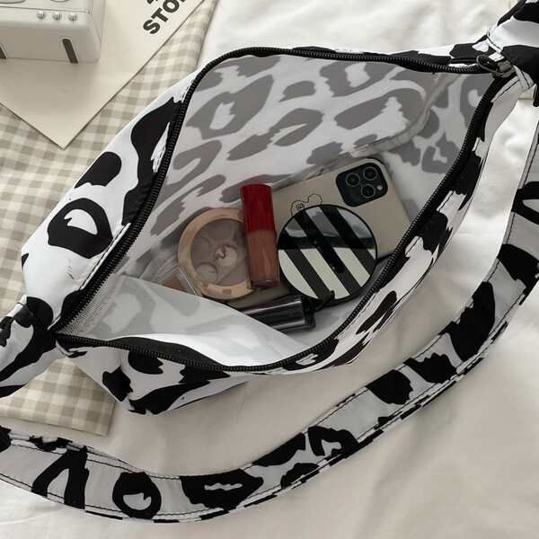 

Leopard Pattern Large Capacity Crossbody Bag, Black and white